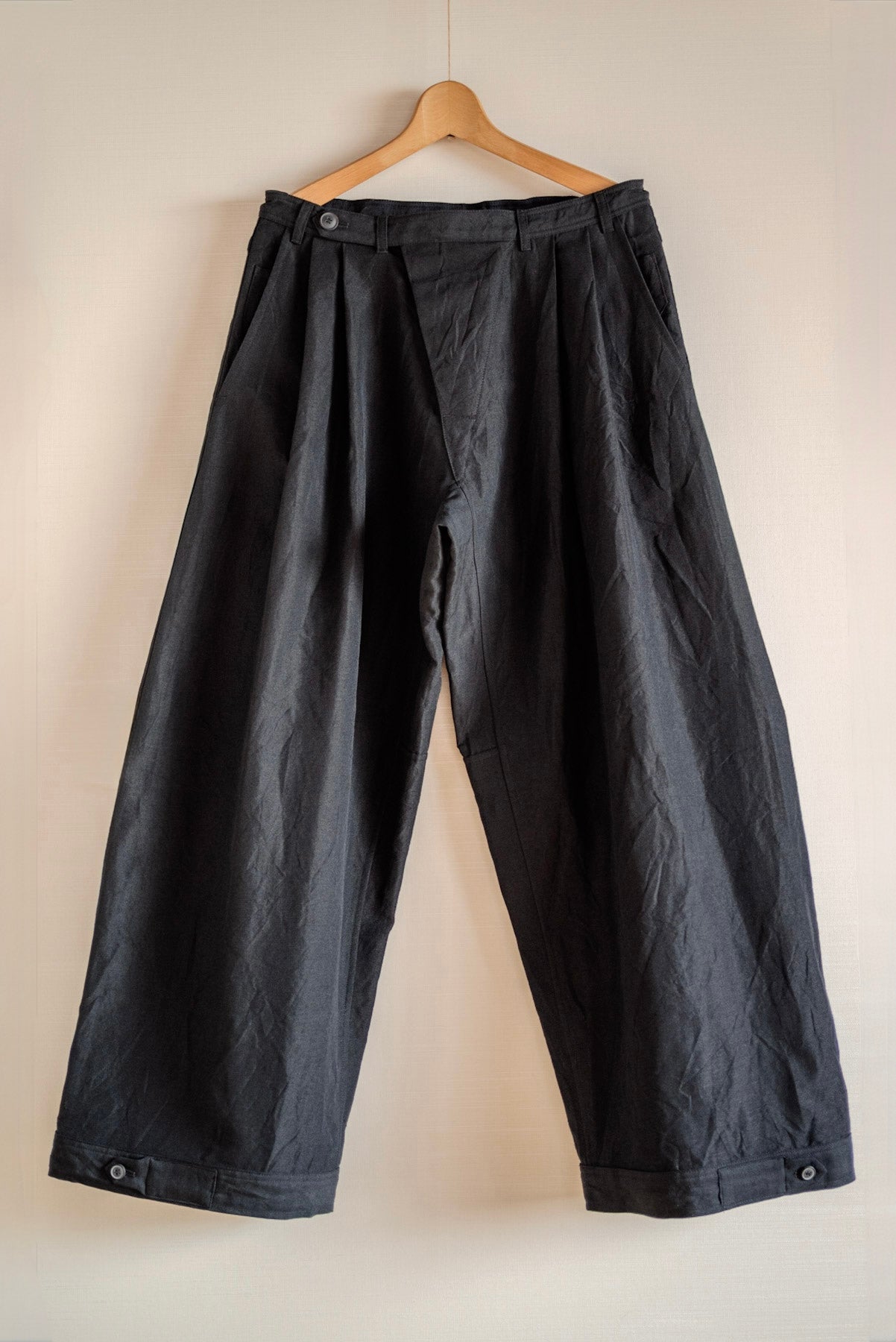 PANTALON À DOUBLE PLISSÉ JAN-JAN VAN ESSCHE