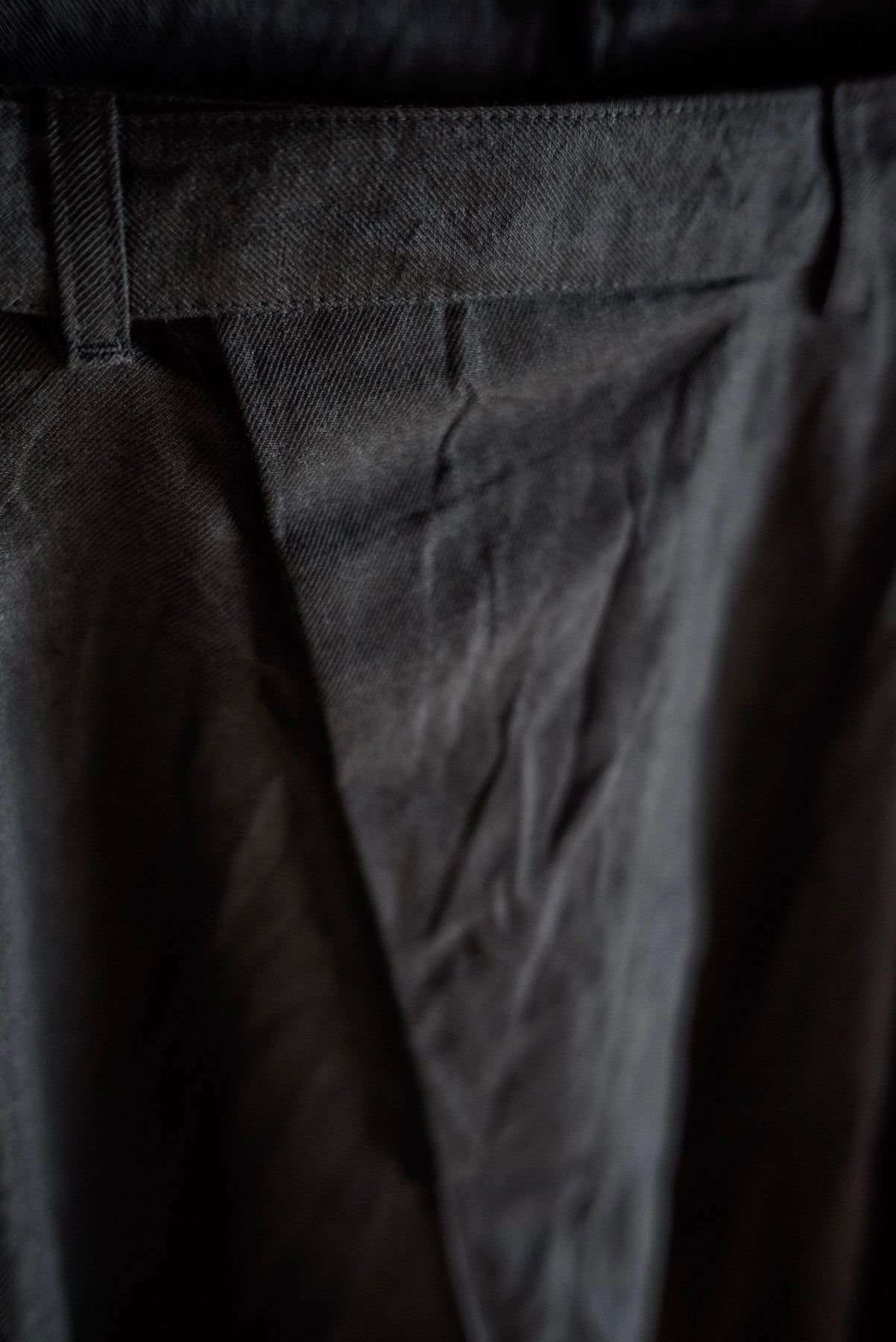 PANTALON À DOUBLE PLISSÉ JAN-JAN VAN ESSCHE
