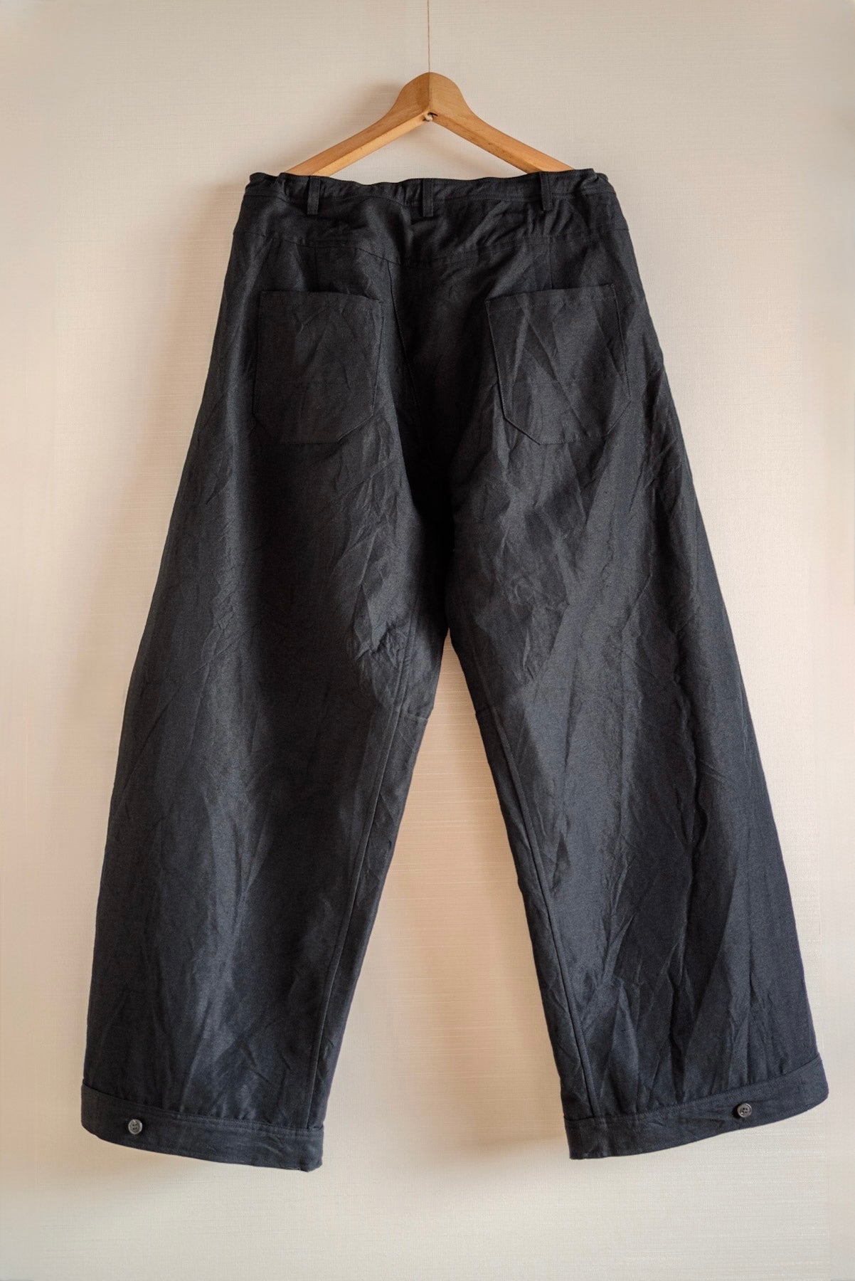 PANTALON À DOUBLE PLISSÉ JAN-JAN VAN ESSCHE