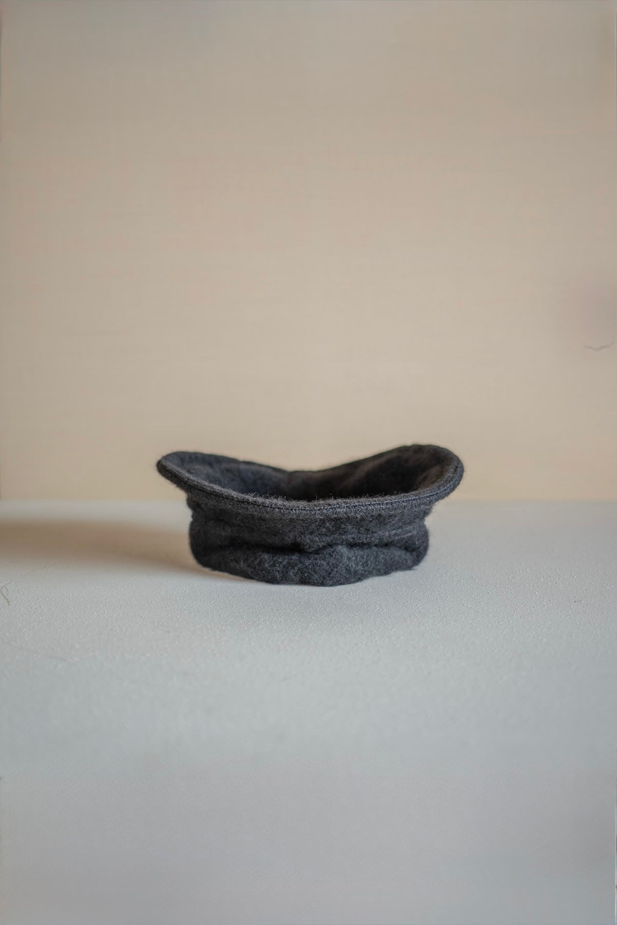 JAN-JAN VAN ESSCHE OVERSIZED BUCKET HAT TUMBLED HERRINGBONE BLACK