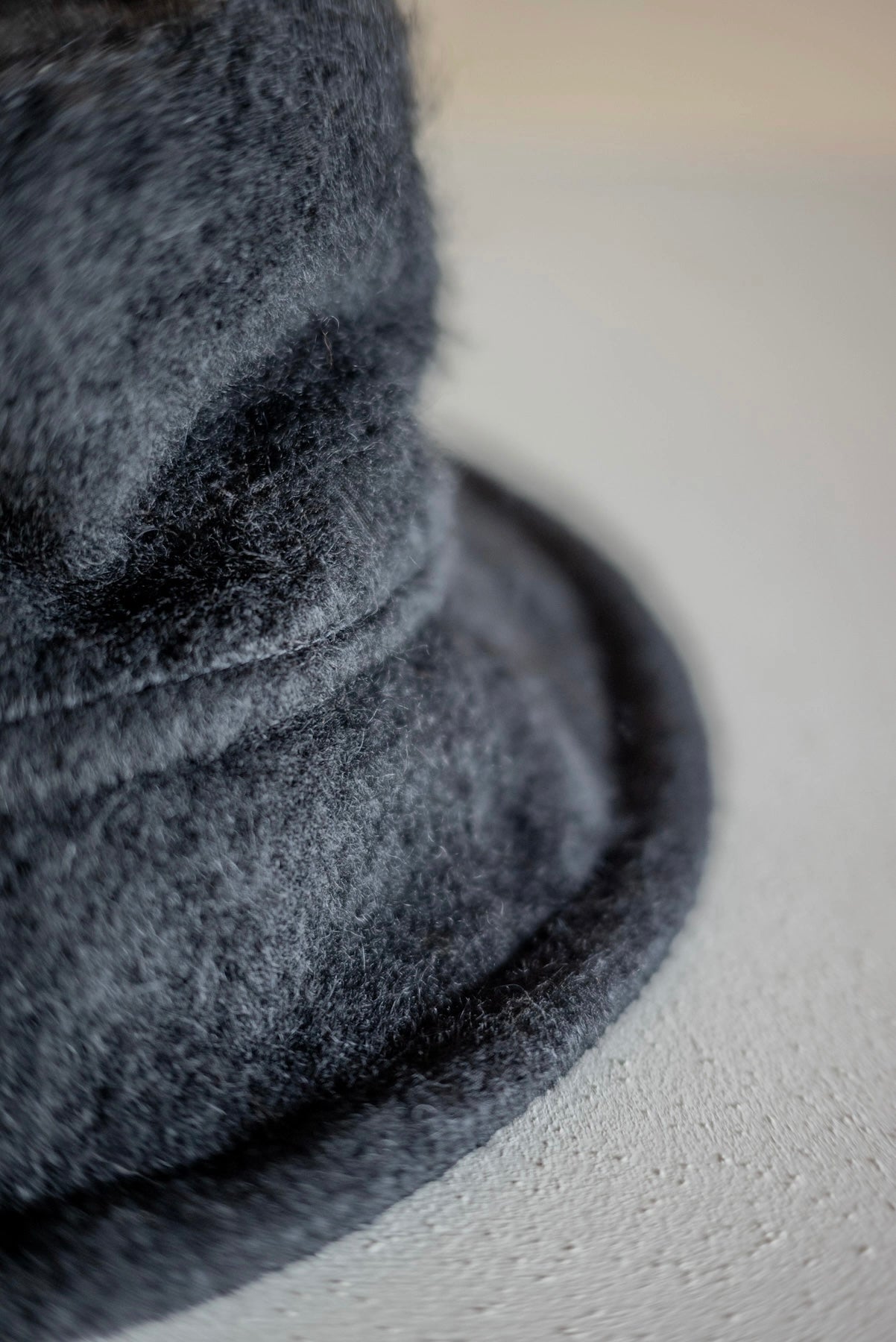 JAN-JAN VAN ESSCHE OVERSIZED BUCKET HAT TUMBLED HERRINGBONE BLACK