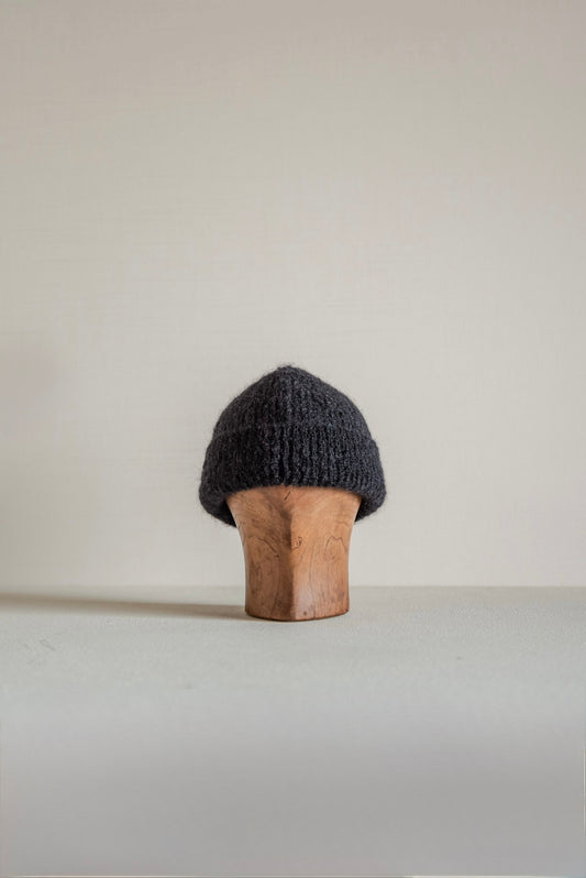 JAN-JAN VAN ESSCHE KNITTED BEANIE BLACK