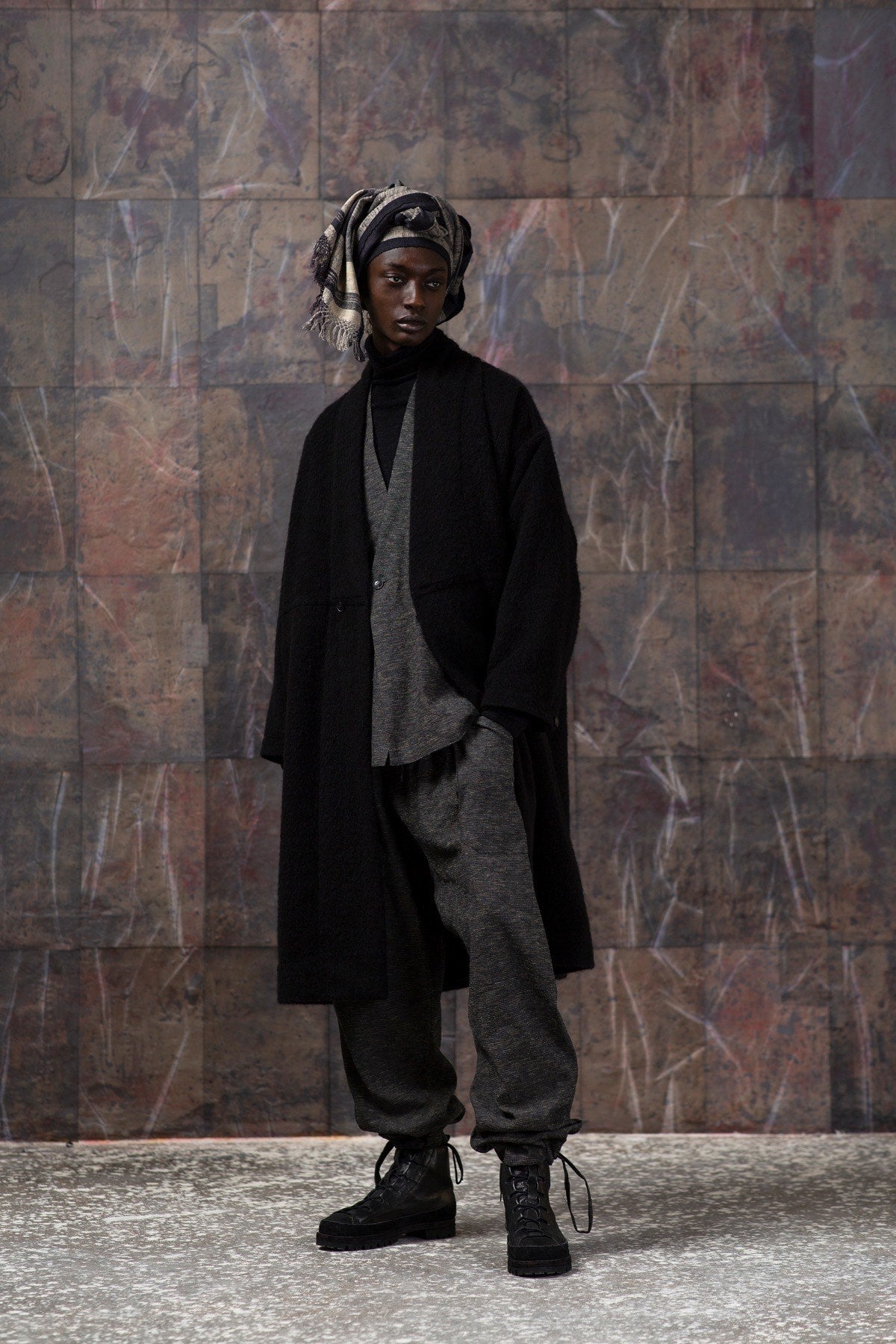 JAN-JAN VAN ESSCHE PROJECT #14 SOIL — collection look