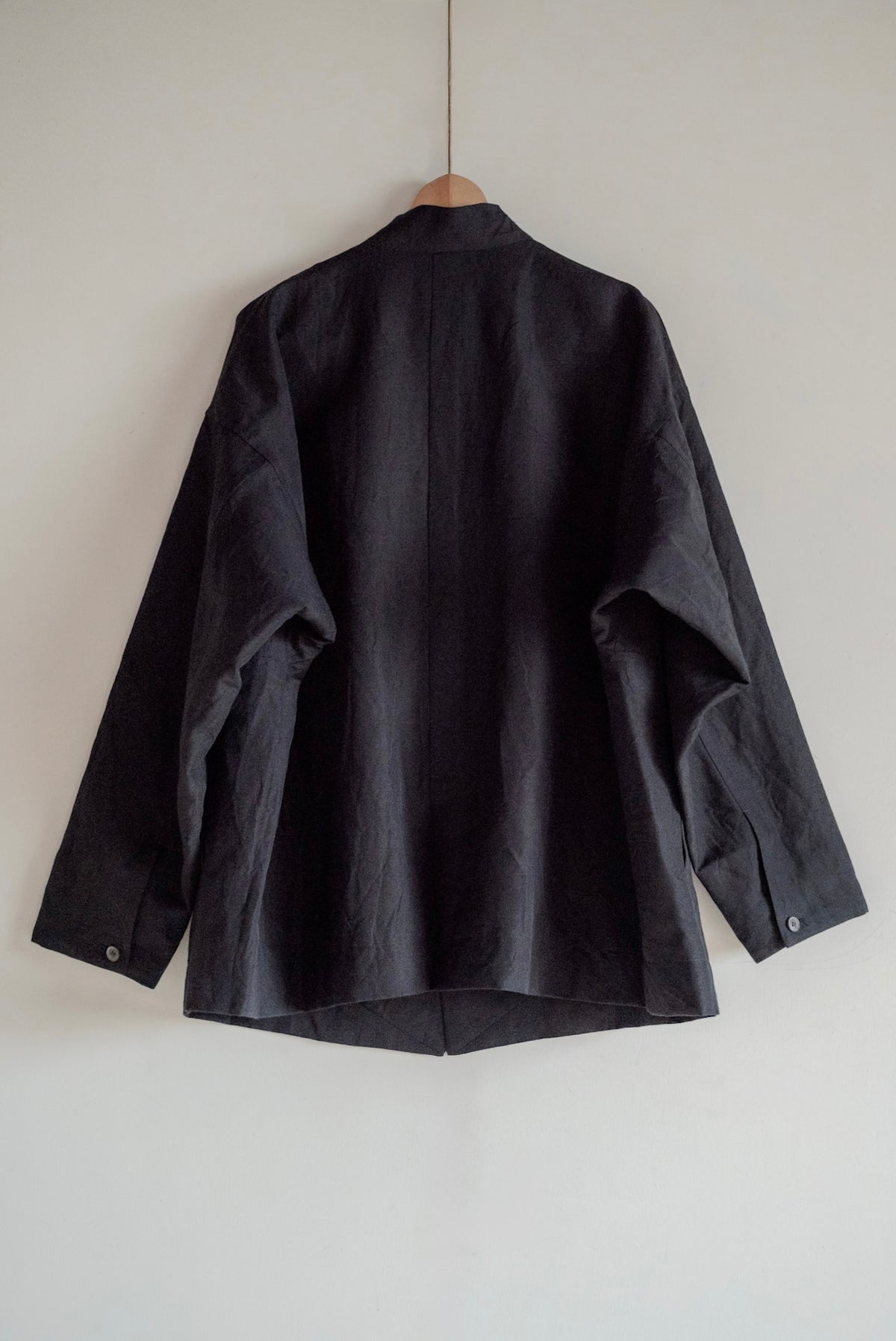 JAN-JAN VAN ESSCHE SOIL Jacket #66 in linen wool twill — Black back