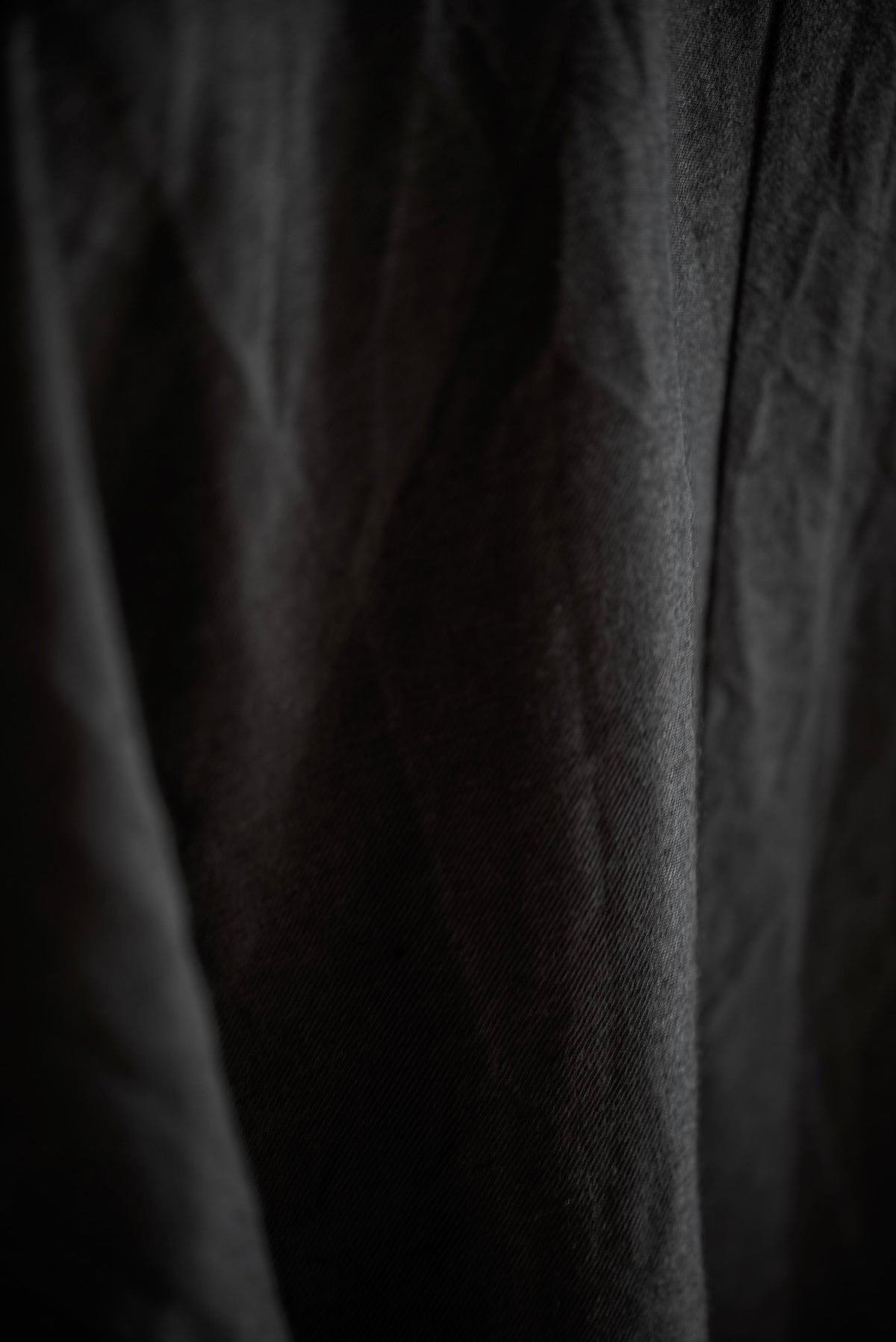 JAN-JAN VAN ESSCHE SOIL Jacket #66 in linen wool twill — Black  detail