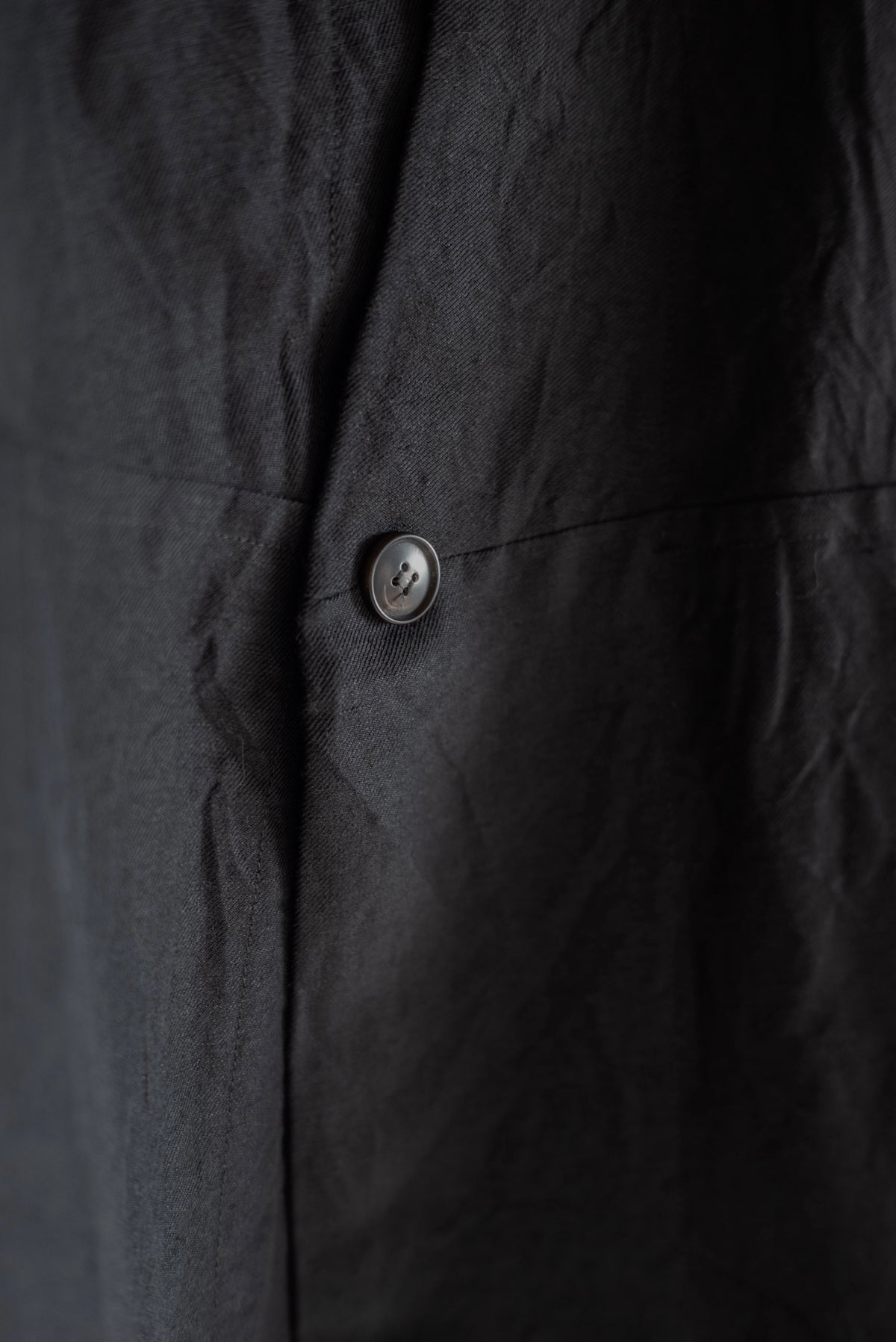 JAN-JAN VAN ESSCHE SOIL Jacket #66 in linen wool twill — Black front 02
