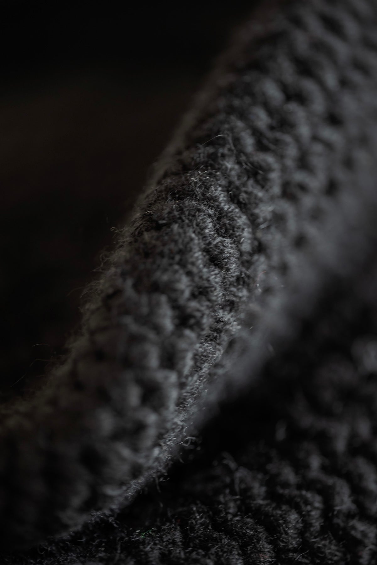 JAN-JAN VAN ESSCHE SOIL hand crochet Hat #13 in yak wool — detail