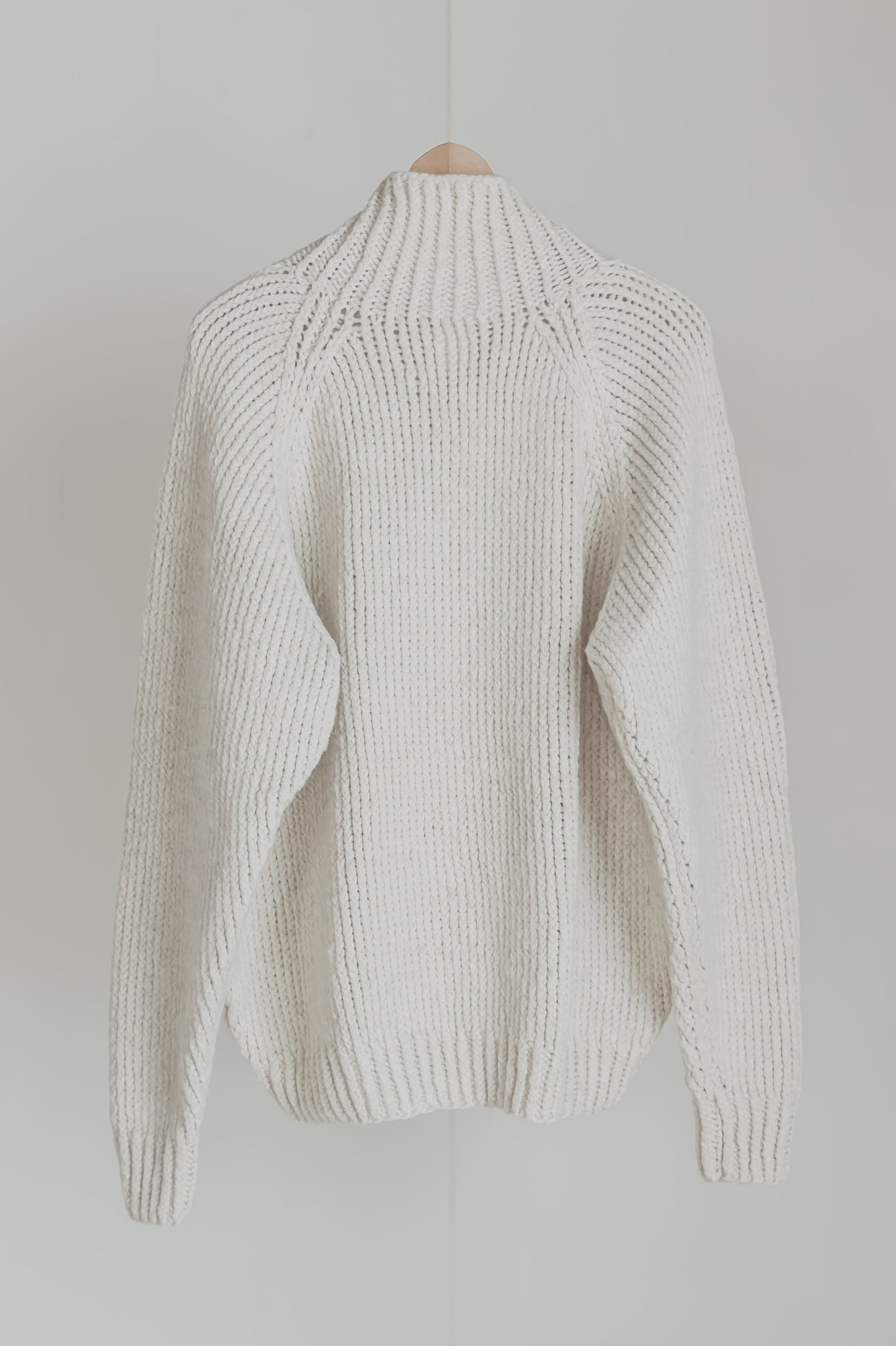 JAN-JAN VAN ESSCHE HAND KNITTED TURTLE NECK SWEATER LALIN NATURAL