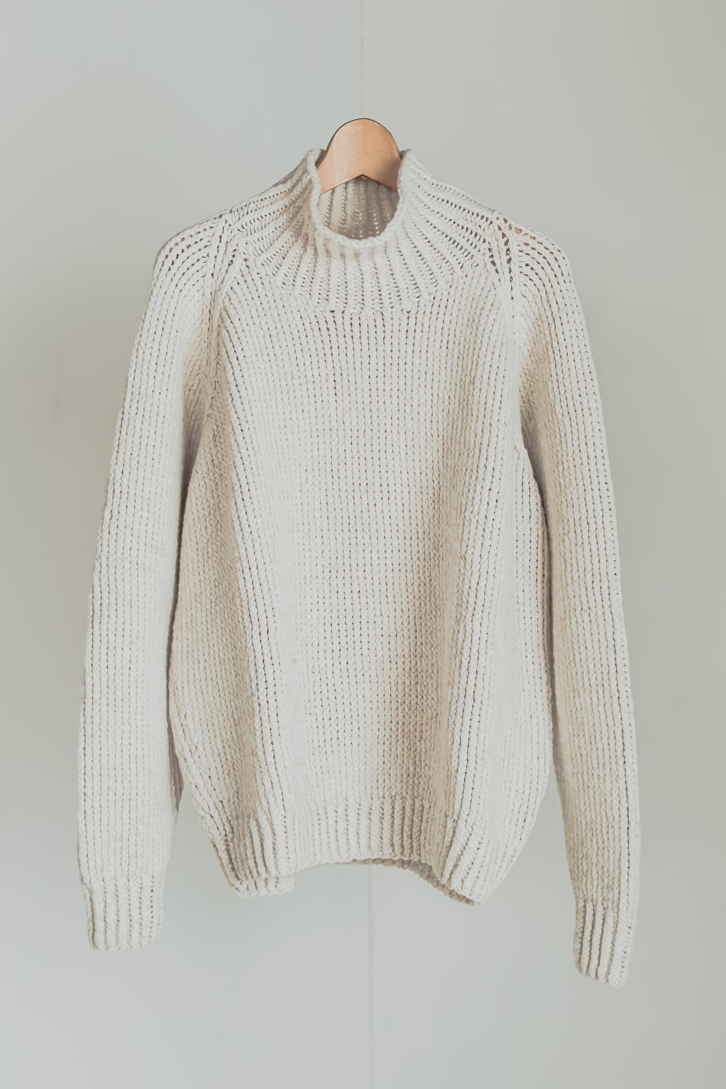 JAN-JAN VAN ESSCHE HAND KNITTED TURTLE NECK SWEATER LALIN NATURAL