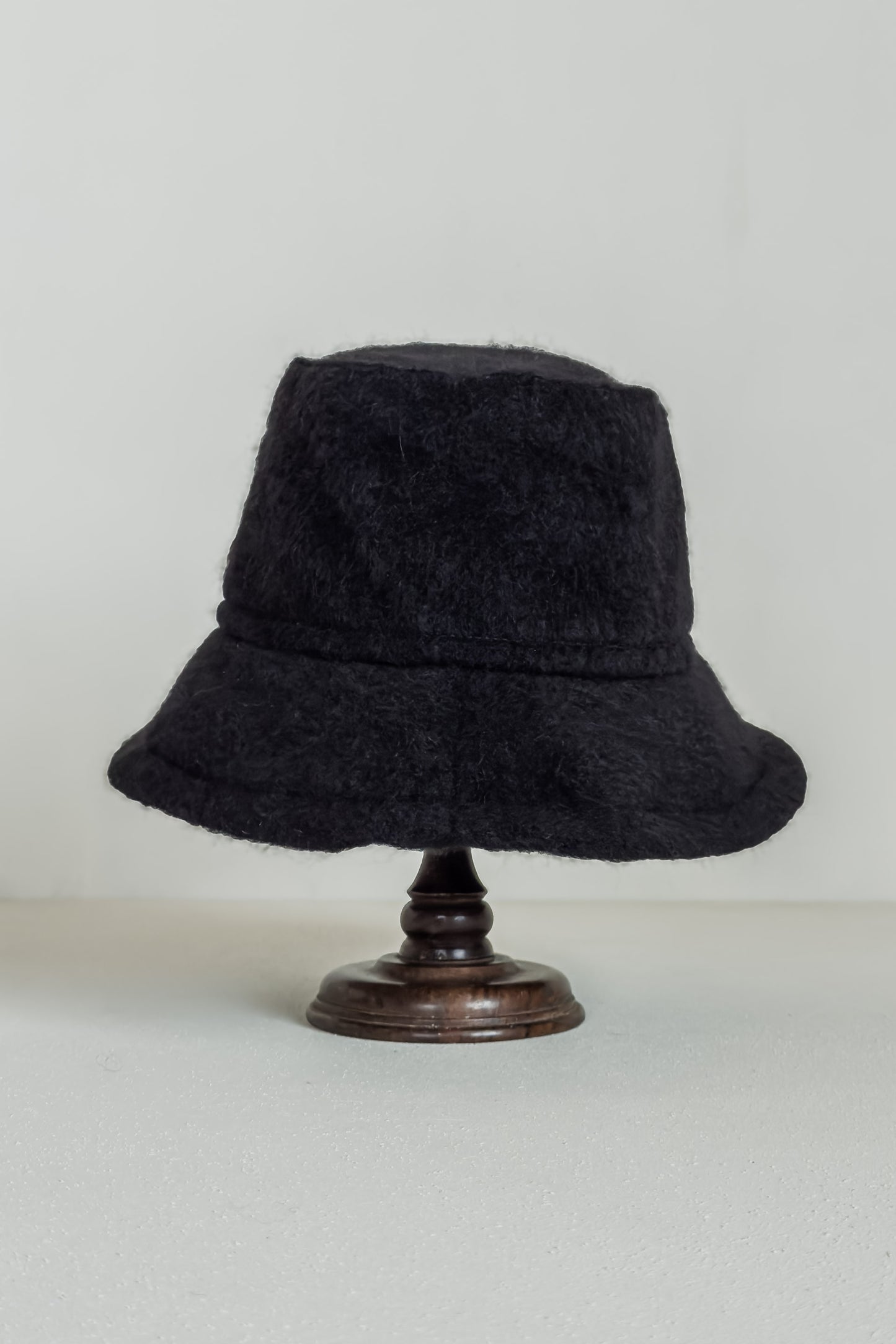 JAN-JAN VAN ESSCHE OVERSIZED BUCKET HAT TUMBLED HERRINGBONE BLACK