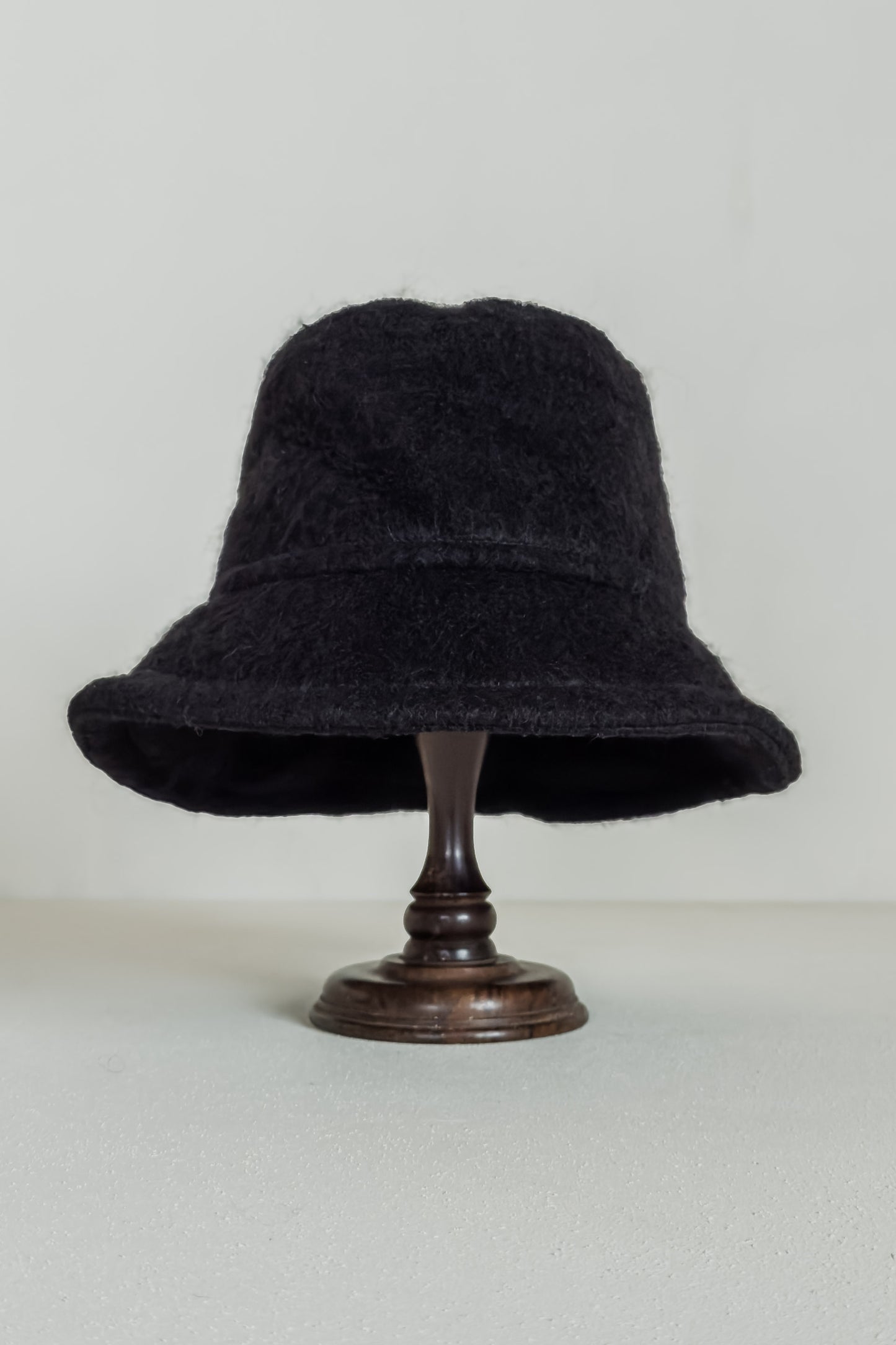 JAN-JAN VAN ESSCHE OVERSIZED BUCKET HAT TUMBLED HERRINGBONE BLACK